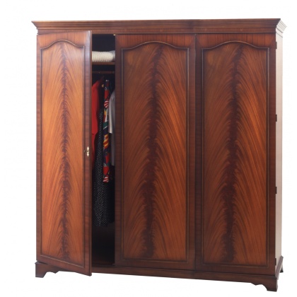 Bradley 747 3 Door Wardrobe Bradley 747 3 Door Wardrobe