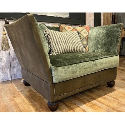 Tetrad Warwick Snuggler Sofa Tetrad Warwick Snuggler Sofa
