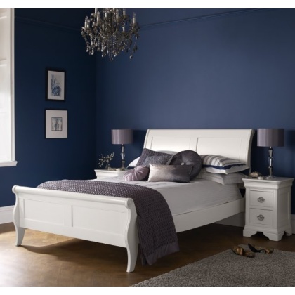 Bentley Designs Chantilly White Panel Double Bed Frame 135cm Bentley Designs Chantilly White Panel Double Bed Frame 135cm